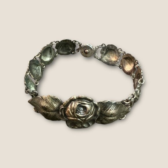 Antique Vintage Rose Relief Bracelet Silver Tone 8" Closure Elegant Floral Desig - Picture 3 of 11